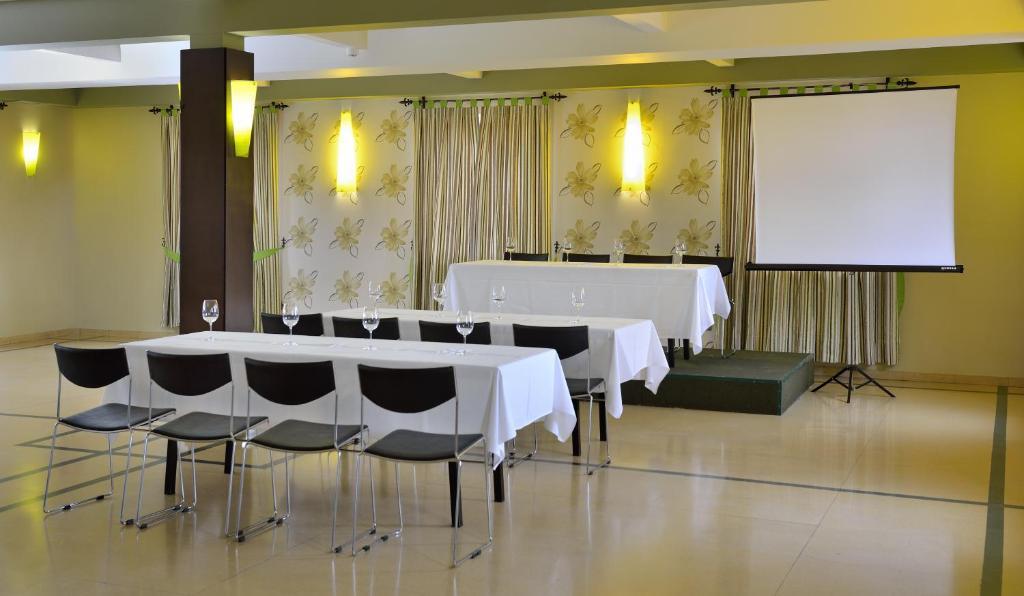 Hospital de Órbigo Hotel El Paso Honroso מראה חיצוני תמונה