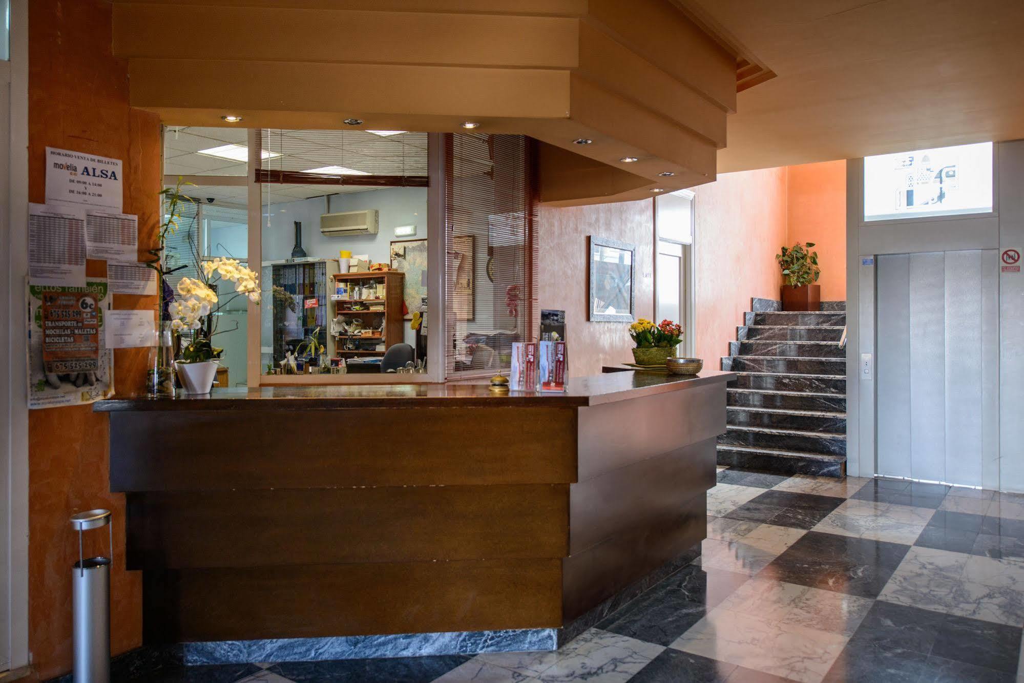 Hospital de Órbigo Hotel El Paso Honroso מראה חיצוני תמונה