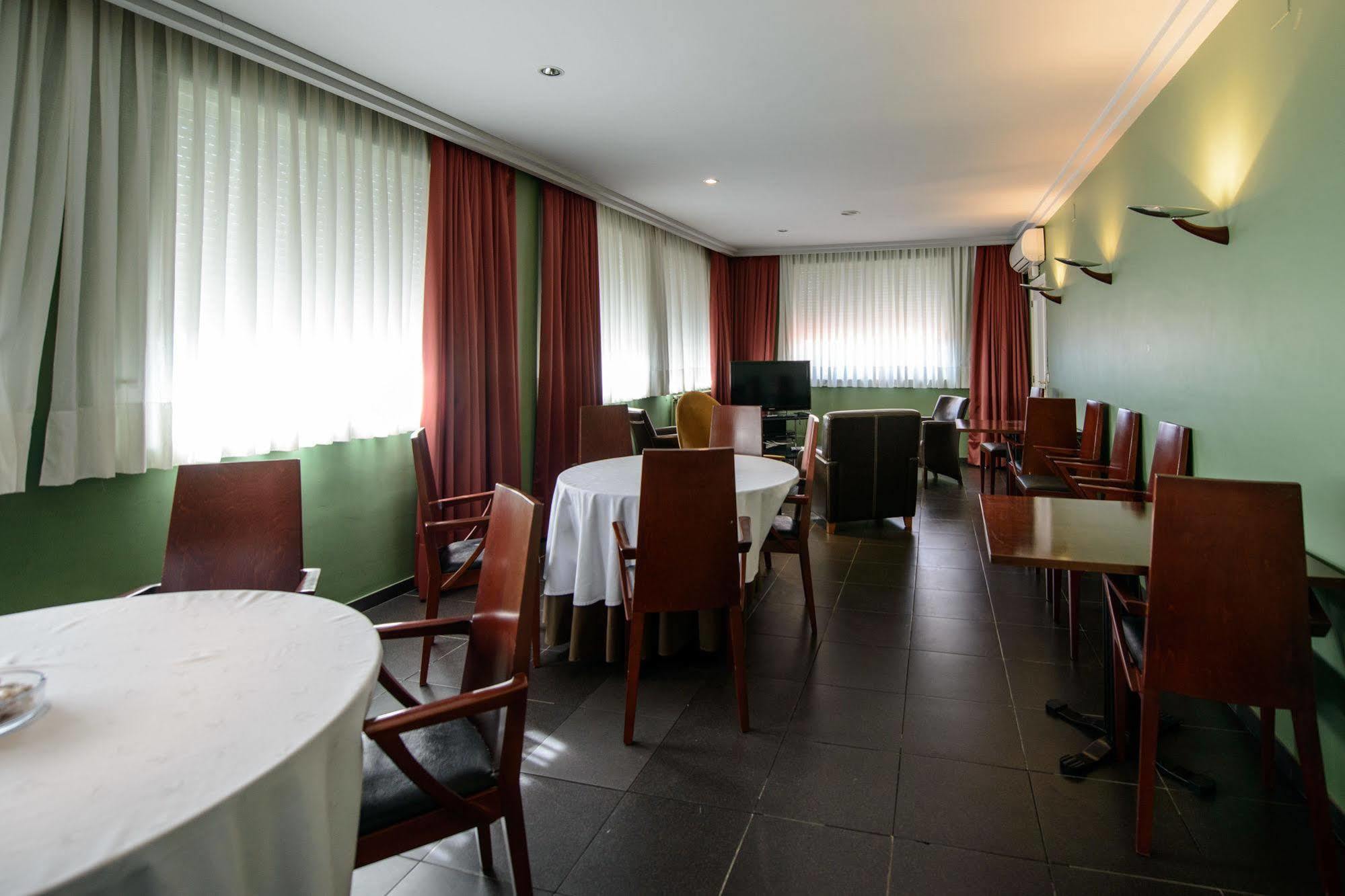 Hospital de Órbigo Hotel El Paso Honroso מראה חיצוני תמונה